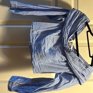 Blue and white stripped crop top - fashion nova size M